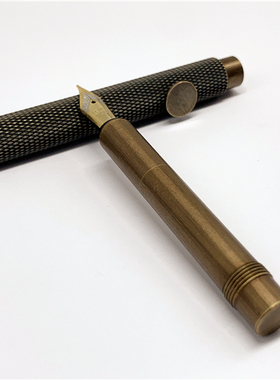 一款收纳起来只有8.5cm的便携式口袋钢笔 黄铜手作笔杆使用墨胆