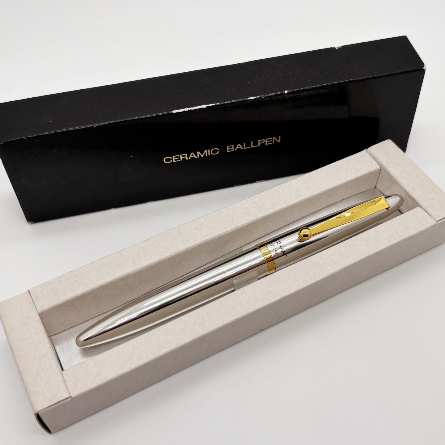 库存老款微痕迹日本KYOCERA京瓷鱼雷拔帽式签字笔可用国产笔芯