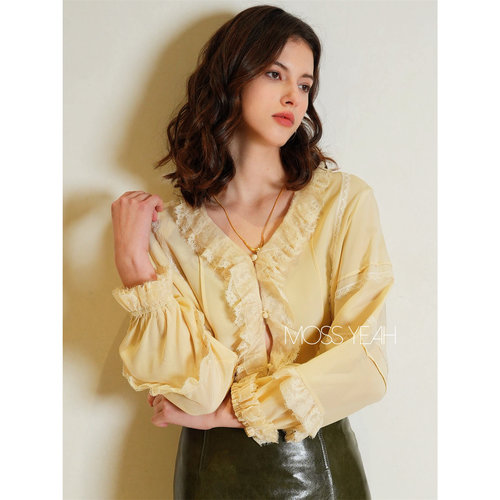 Moss烨〓设计师〓复古宫廷风 蕾丝拼接灯笼袖V领真丝衬衫