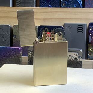 虎鲨钛合金一体煤油打火机防风砂轮个性男士薄款创意