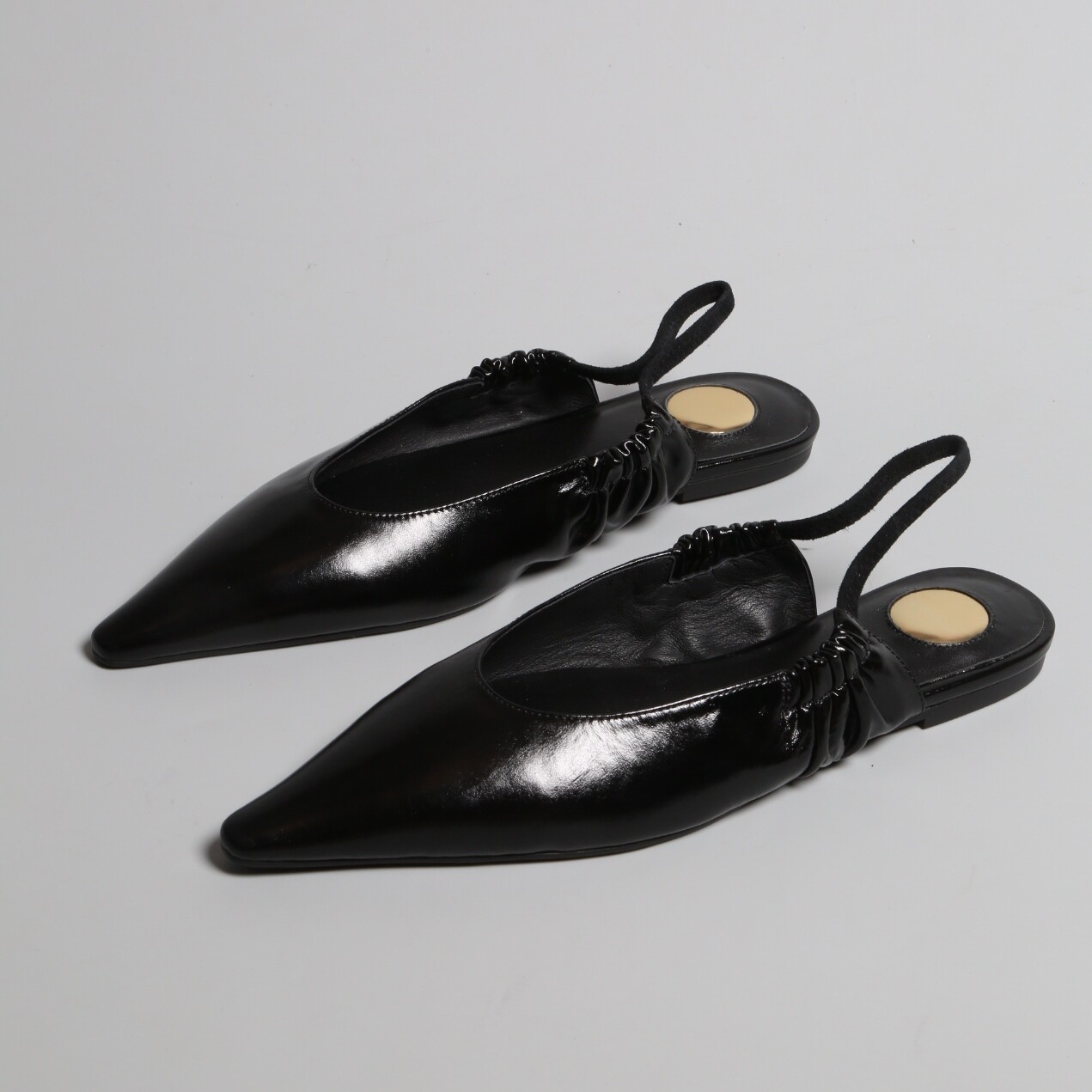 台款 新款防滑鞋底舒服羊皮内牛胎皮面后空尖头平底女凉鞋子