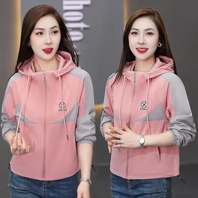 连帽搭春秋季运动时9660149外套尚洋气百新款松宽中老年女上衣
