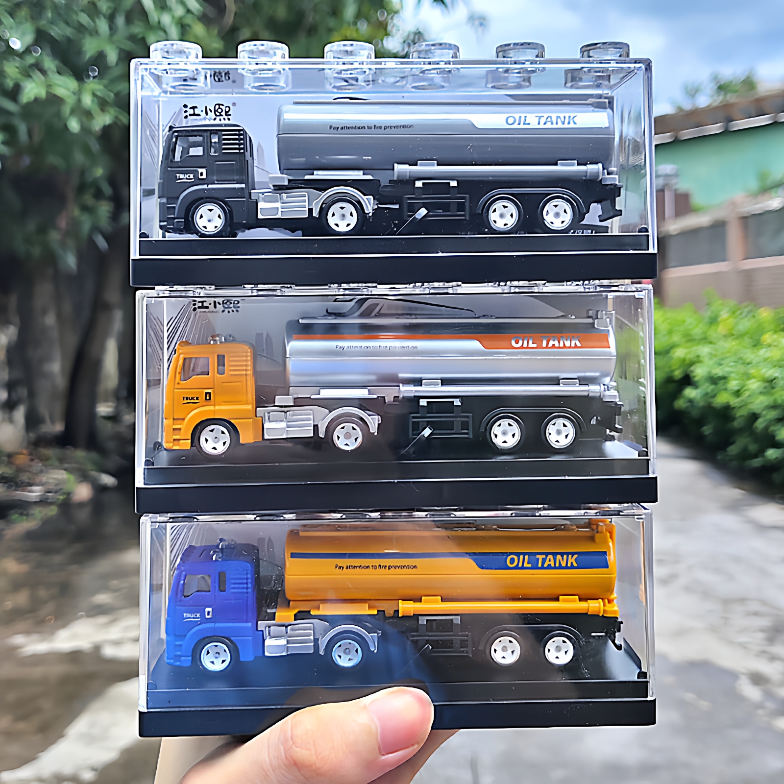 合金车带展示盒车头车身可分离