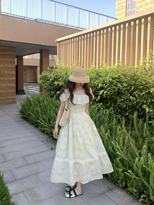 PINKMOON/青提奶盖 法式少女感天丝碎花裙刺绣 夏日连衣裙