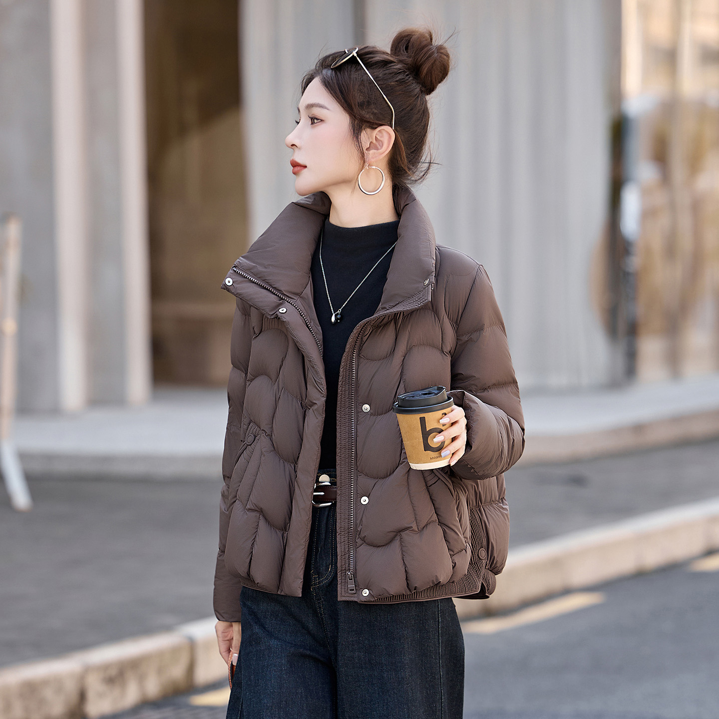 2025年新款90白鸭绒羽绒服女短款外套