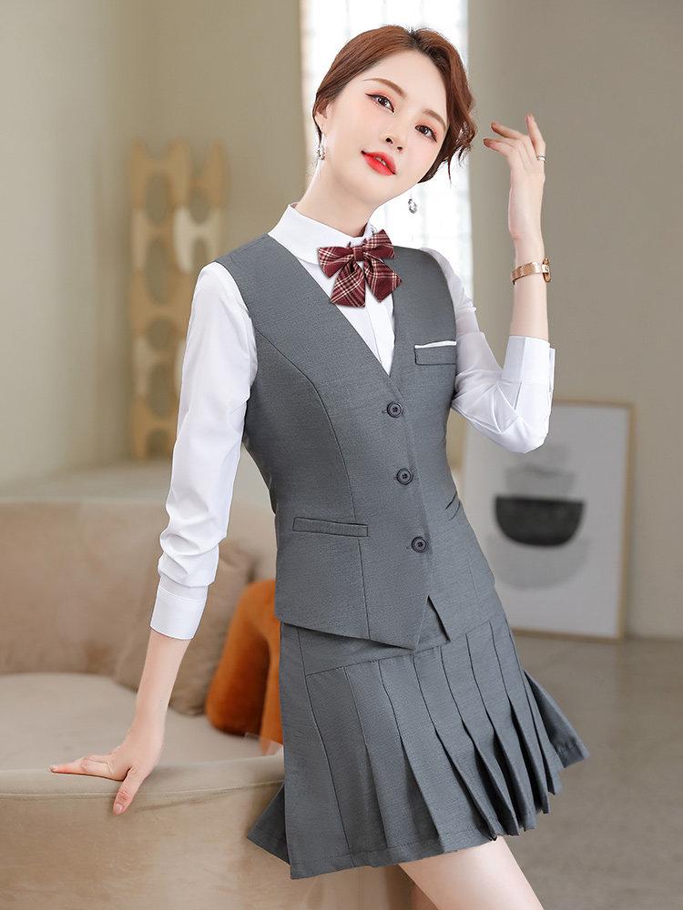 幼儿园老师工作服套裙装女幼师园服职场套装灰色西服马甲三件套秋,女装/女士精品,酒店工作制服,淘宝优惠券,粉丝福利购,淘宝优惠卷