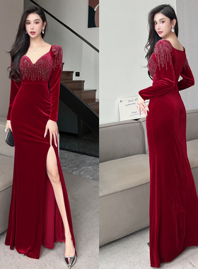 丝绒晚礼服宴会鱼尾长裙新款优雅气质V领长袖修身显瘦红色连衣裙