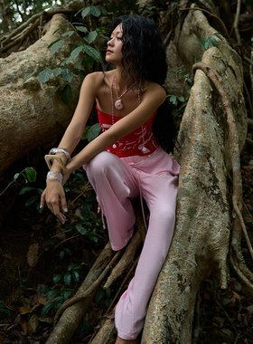 Boujee布几  原创设计海螺提花正反两穿红粉撞色针织抹胸松弛度假