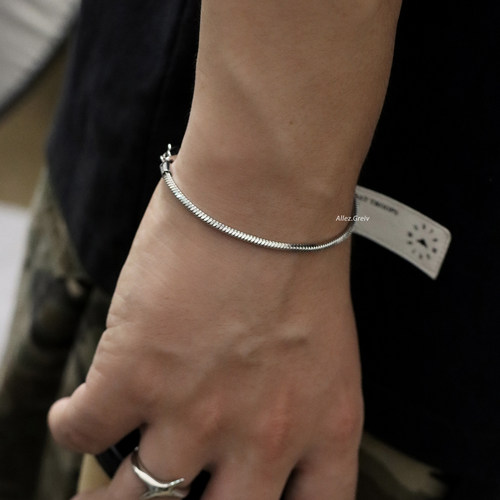 钛钢方形蛇骨手链男款小众设计
