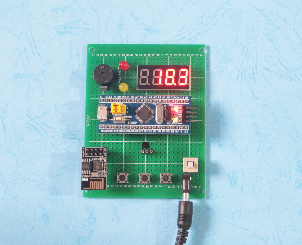 STM32单片机温度报警器设计无线WIFI手机APP电子温度计DIY套件