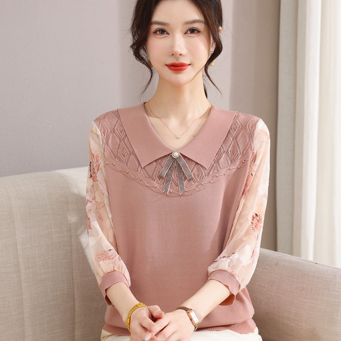 妈妈春装上衣洋气套装中年妇女薄T恤小衫50岁中老年人春夏打底衫