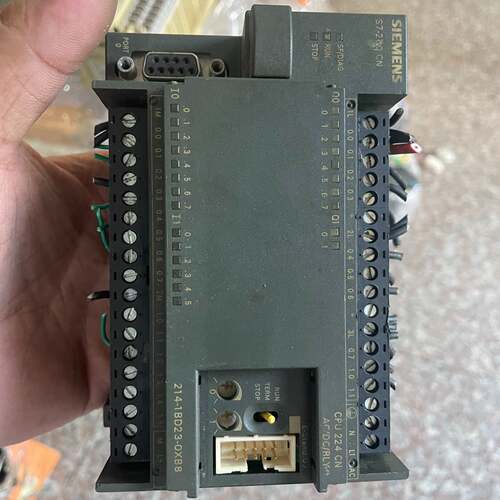 可维修西门子PLC-CPU224 CN (6ES7 214-1BD议价
