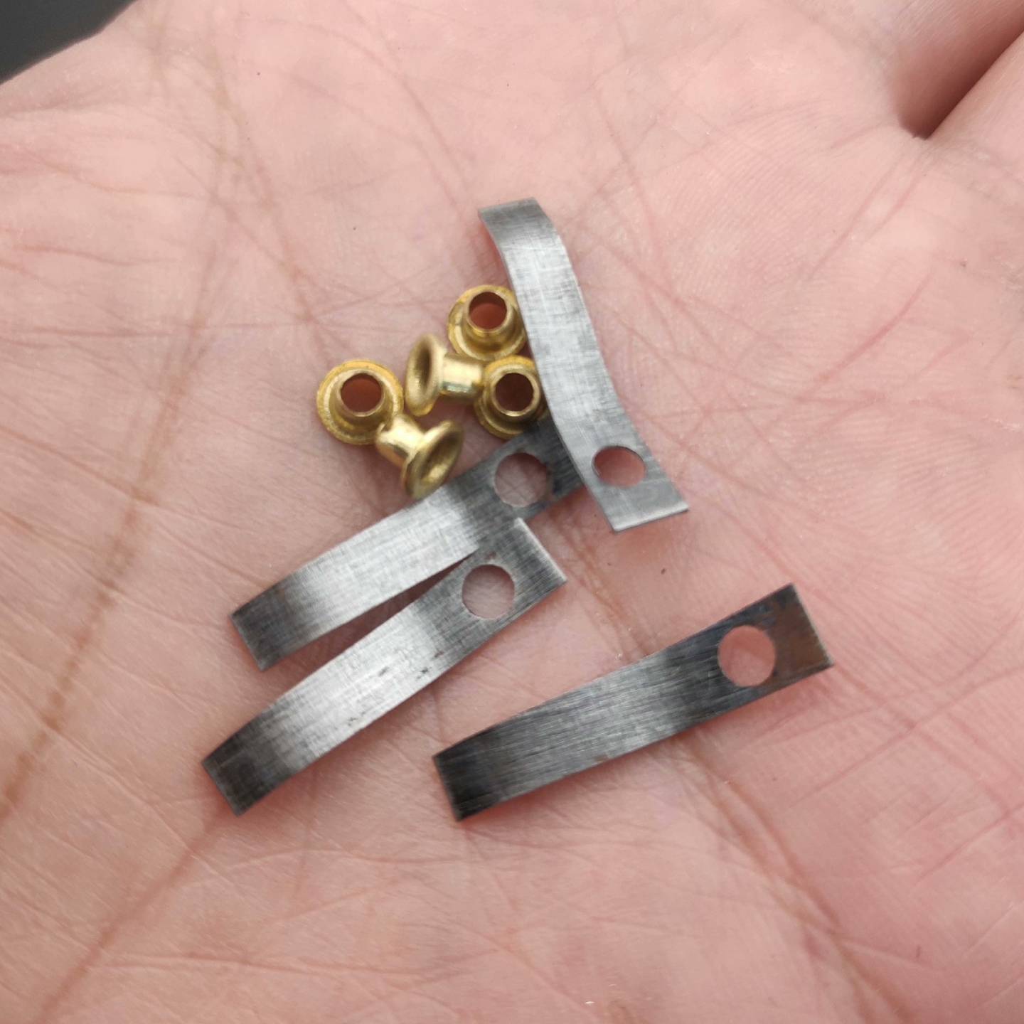可维修ZIPPO老机内胆直弹片，窄弹片非窄机弹片议价图片