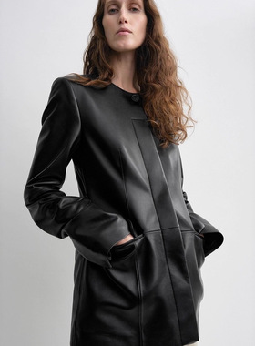 2025秋冬新款黑色亮泽皮革拼接缝褶无领挺括夹克外套