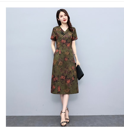 峰峰服饰二店 FFFSED1998