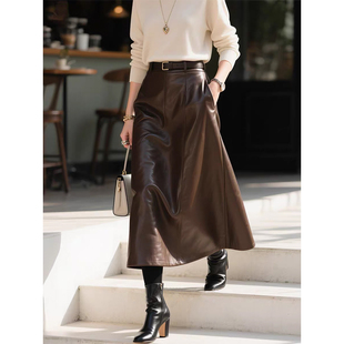 深棕色皮裙半身裙女2025年秋冬新款复古酷感高腰显瘦A字大摆裙