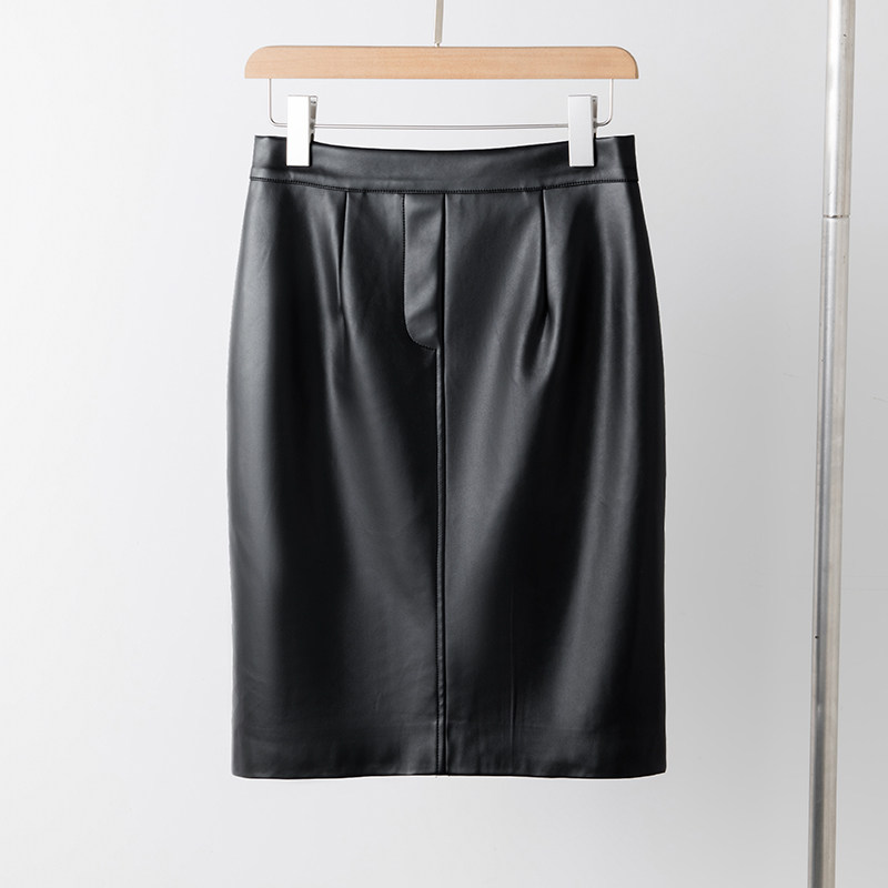 黑色高腰真皮皮裙半身裙女冬季2025新高级感时尚a字通勤中长裙潮