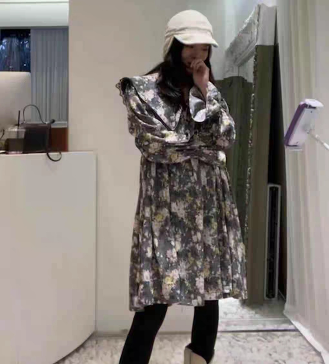 现货韩国进口2023秋冬新款tara by motion时尚印花翻领长袖连衣裙