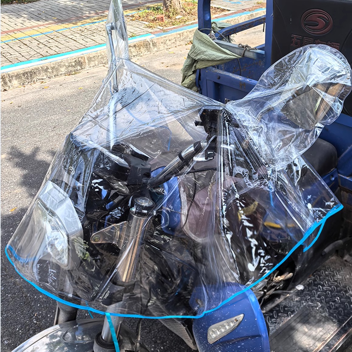 三轮车前挡风玻璃罩三轮车