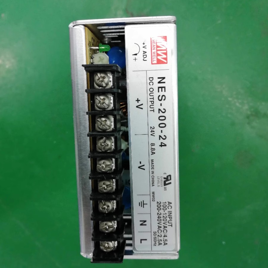 赞扬立式注塑机电脑开关电源