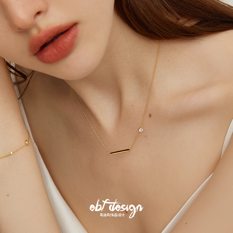 耳边风简约长条锆石项链