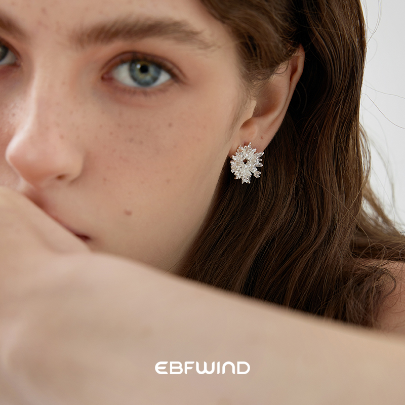 EBFWIND 冰穹花 超重工时髦精致雪花锆石小众设计轻奢高级感耳钉