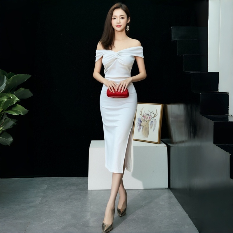 白色绝美轻婚纱新娘一字肩连衣裙