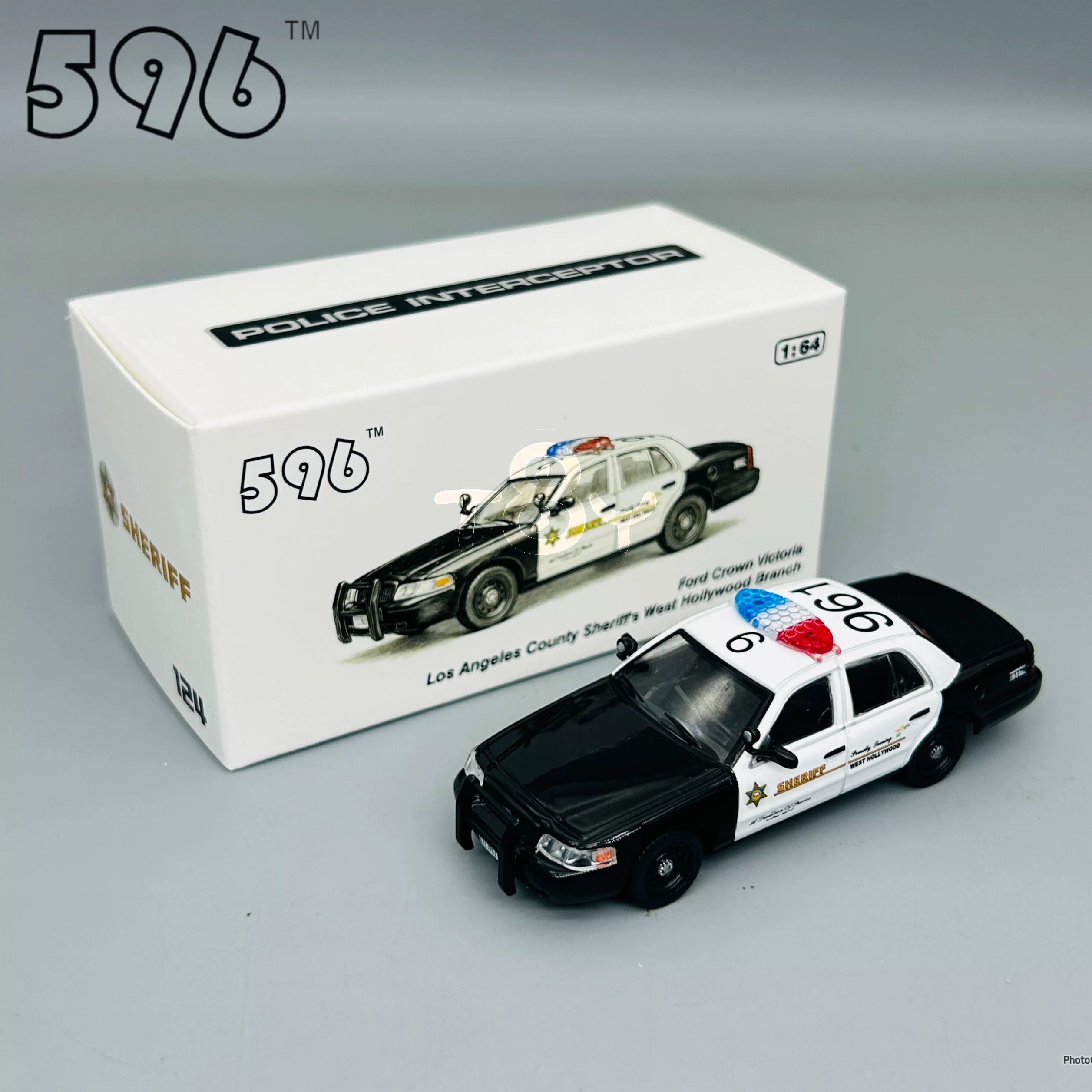 596 1/64 LAPD福特维多利亚皇冠CV警车美国肌肉车合金车模