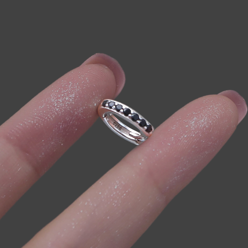 韩国耳圈米喜儿镶钻纯银合成锆石