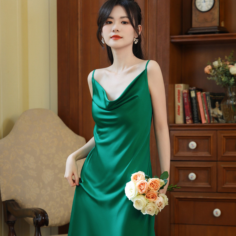 吊带睡裙女夏仿真丝性感宫廷风家居服舒适冰丝睡衣气质长款吊带裙