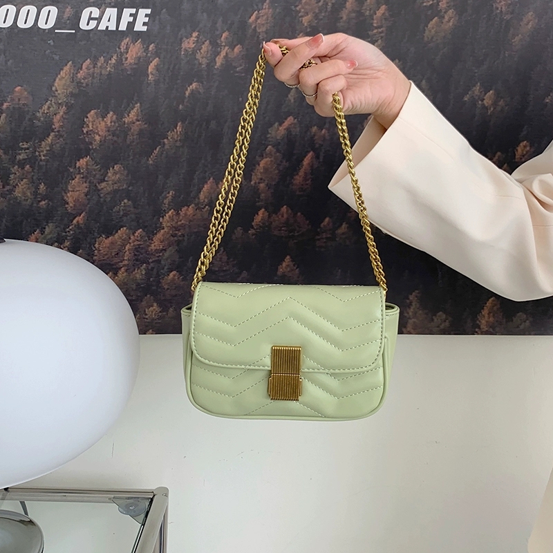 2025日韩新款菱格小香风斜挎包小众设计链条单肩包时尚百搭腋下包