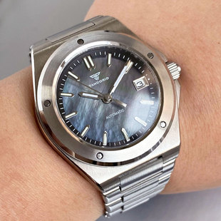 200米防水男士腕表NH35机芯机械表不锈钢表带MOP贝母表盘休闲时尚