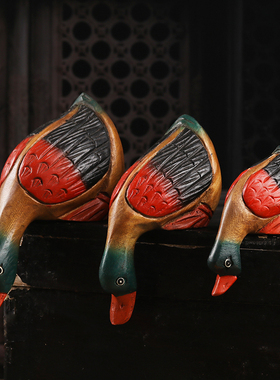 泰国创意木质喝水鸭子摆件家居客厅办公室桌面装饰木雕工艺礼品摆