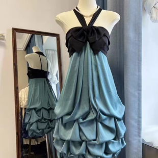甜美小个子独特漂亮绝美轻奢名媛礼服短裙显瘦挂脖连衣裙子女夏季