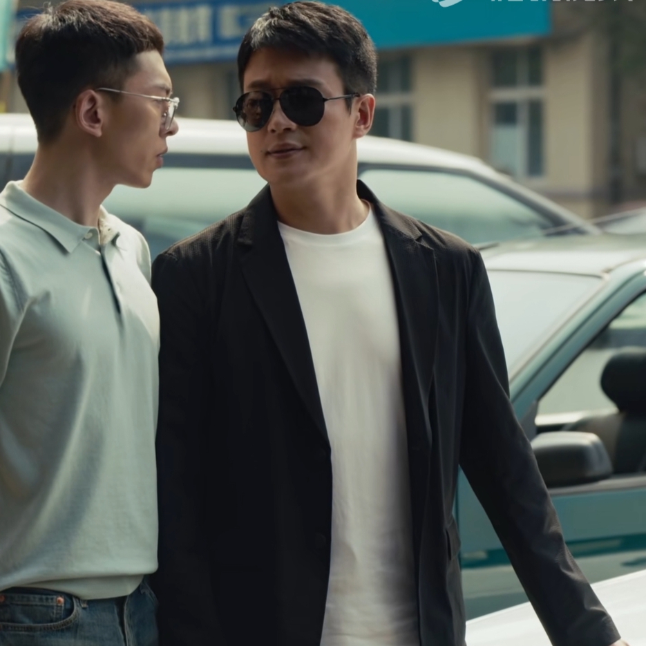 玫瑰的故事佟大为黄振华同款西装