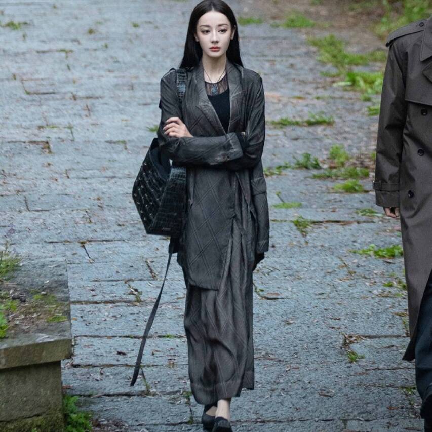 枭起青壤迪丽热巴聂九罗同款西装