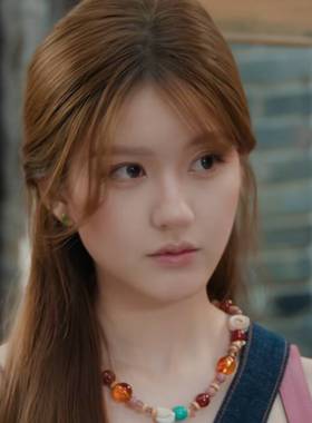 许我耀眼赵露思许妍同款项链女