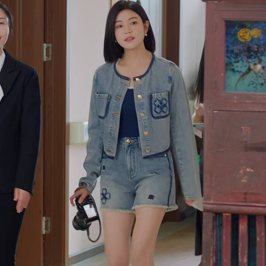 狙击蝴蝶陈妍希岑矜同款牛仔外套