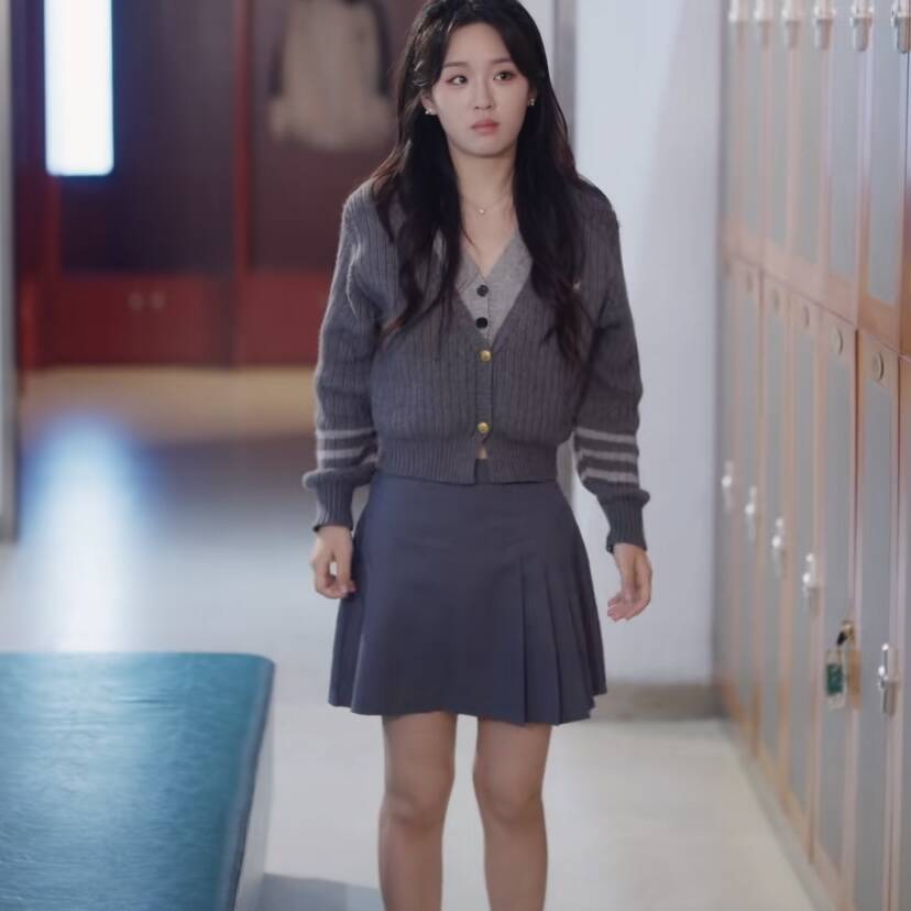 短剧暗恋你我也是吴佳璐同款毛衣