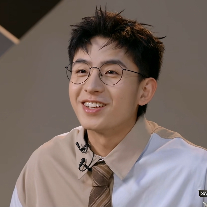 披荆斩棘的哥哥4焦迈奇同款眼镜