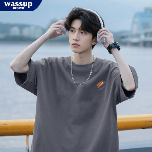 WASSUPBROWN宽松休闲T恤