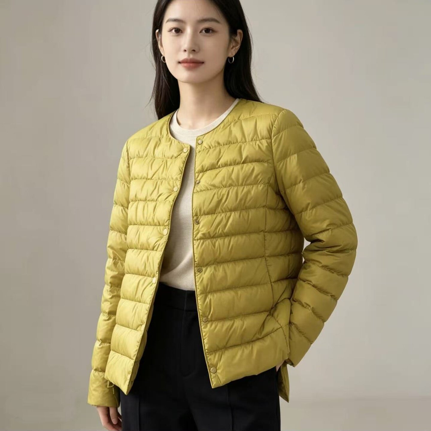 秋冬轻薄短款显瘦白鸭绒羽绒服女