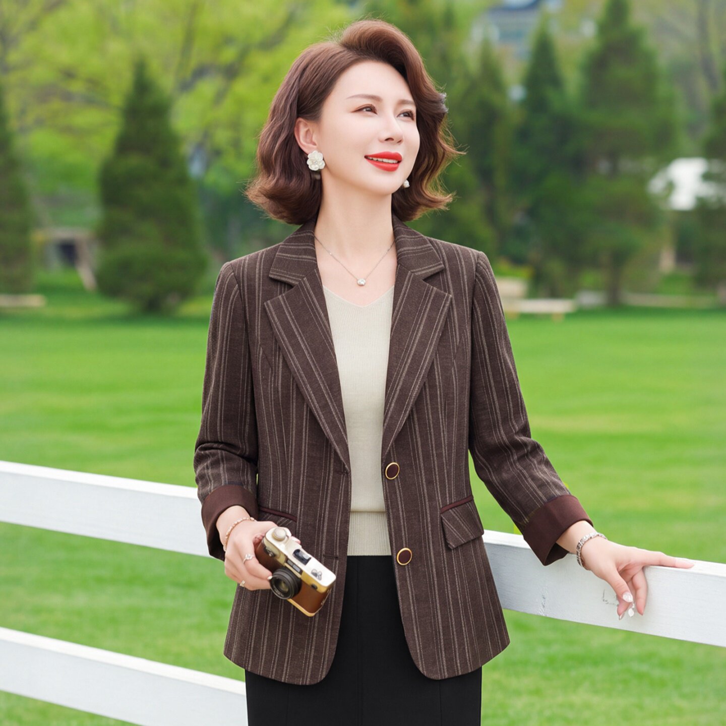 秋季条纹修身显瘦女西装外套气质
