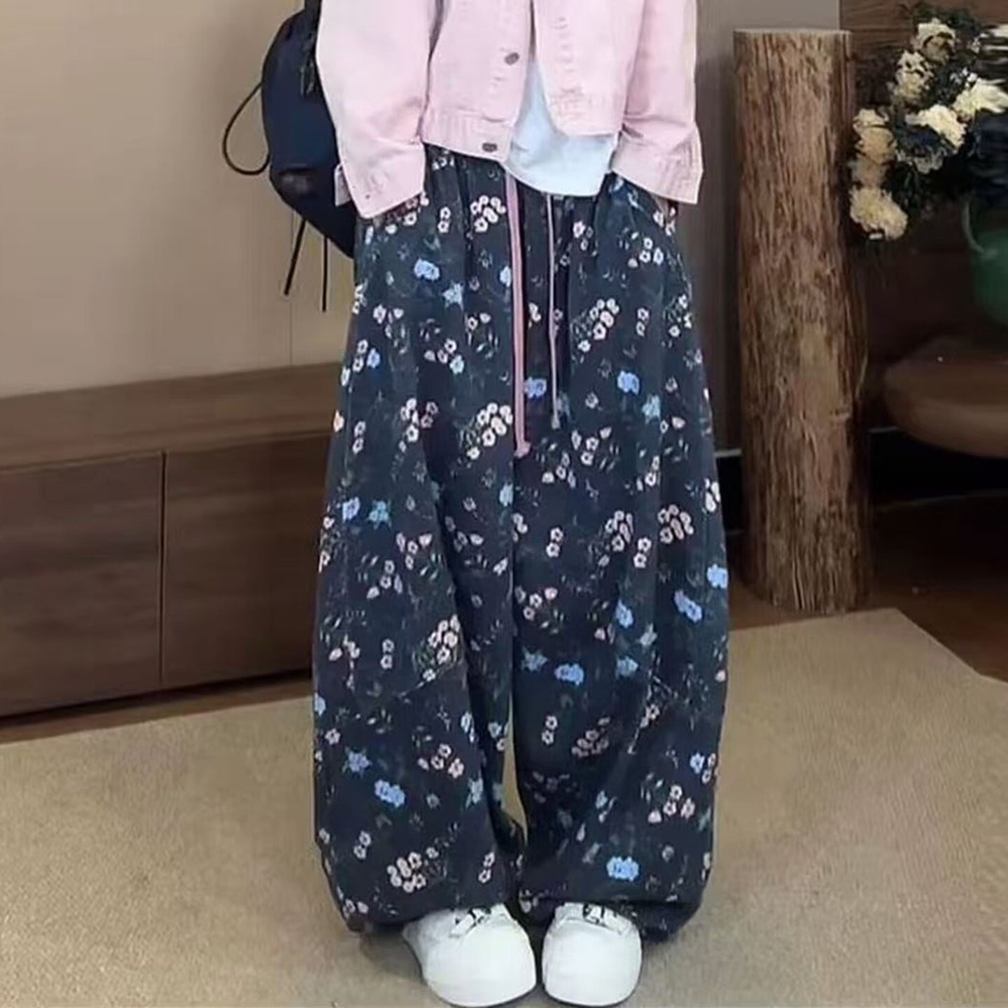 韩系慵懒碎花高腰阔腿弯刀牛仔裤