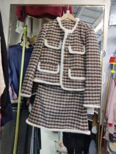 S码咖色格子小香风羽绒套装不退不换看好再拍