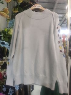 清不退不换看好再拍灰蓝刺绣毛衣59.9