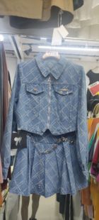 M码 百褶裙不退不换看好再拍 牛仔套装