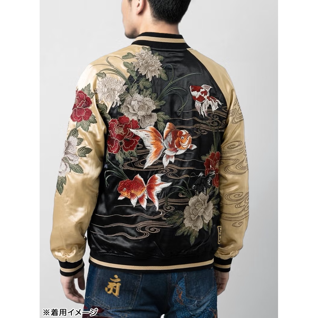 络缲魂KARAKURI金鱼牡丹花刺绣男士两面穿色丁布绸缎夹克外套情侣