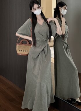 实拍V领一片式绑带设计感大码连衣裙夏新款收腰显瘦休闲裙子