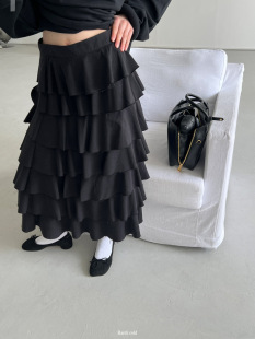 黑色 层层叠叠蛋糕裙 Rockrio Rarelicold